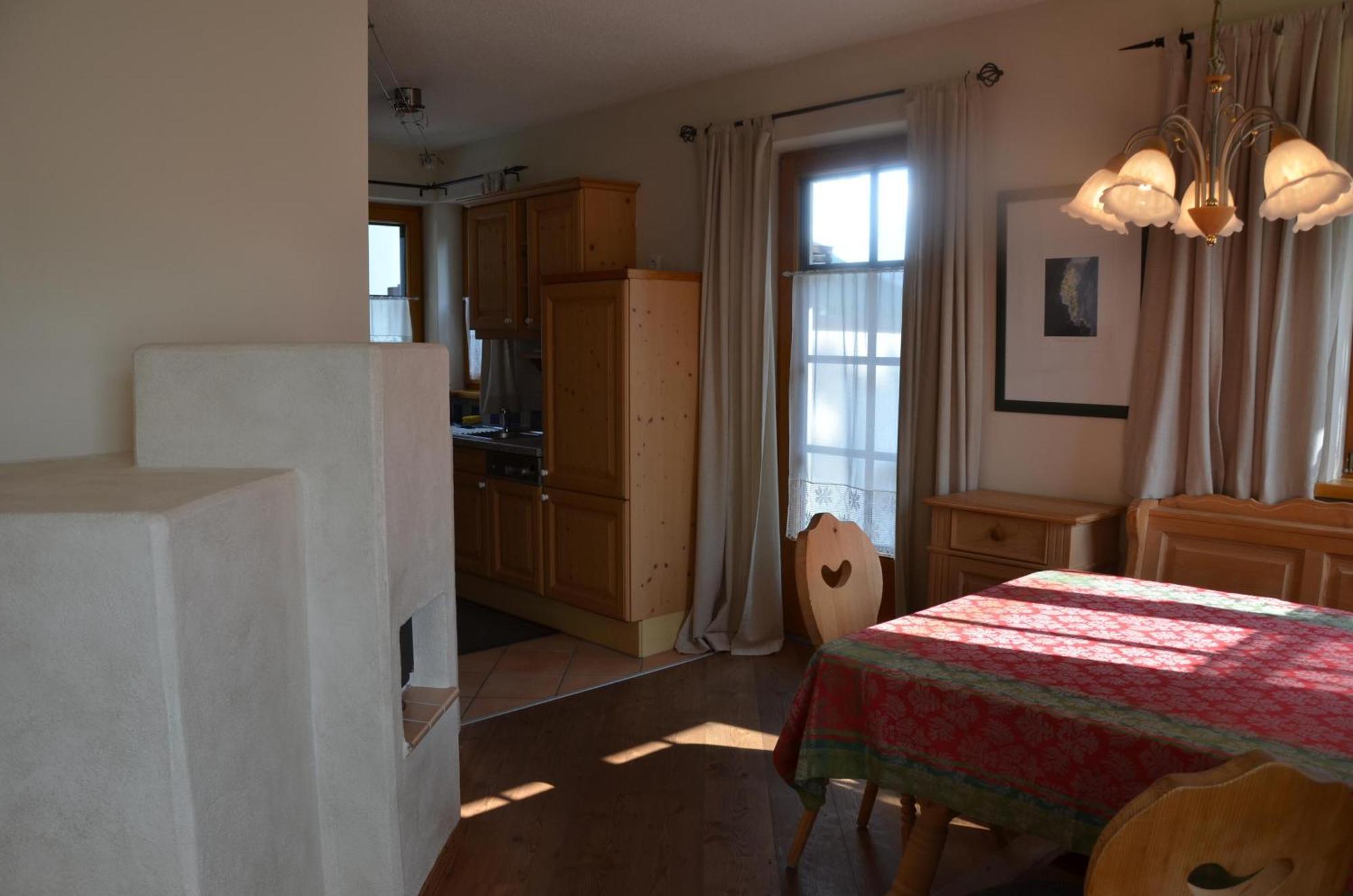 Haus Enzian Apartment Seefeld in Tirol Exterior foto